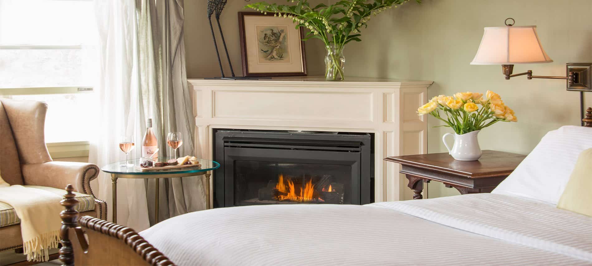 bradley inn bed and breakfast in new harbor midcoast maine
